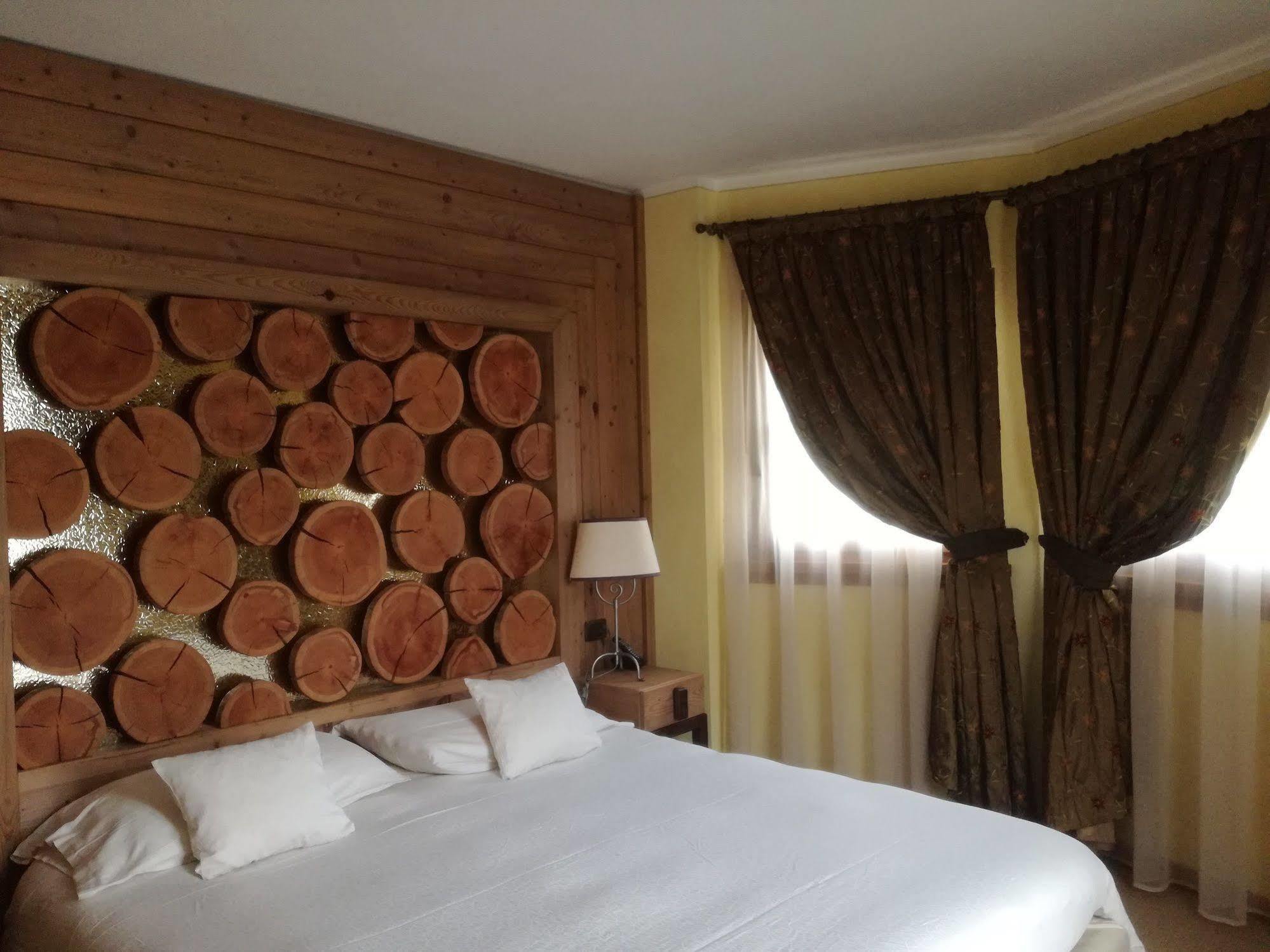 Hotel Bait De Angial Livigno Dış mekan fotoğraf